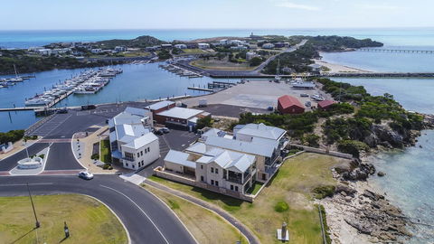 Robe Marina Accommodation - Kingaroy Accommodation 0