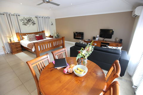 One Tree Bed And Breakfast - Kingaroy Accommodation 16