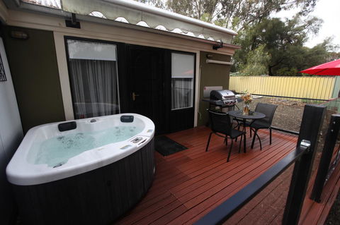 One Tree Bed And Breakfast - Kingaroy Accommodation 13