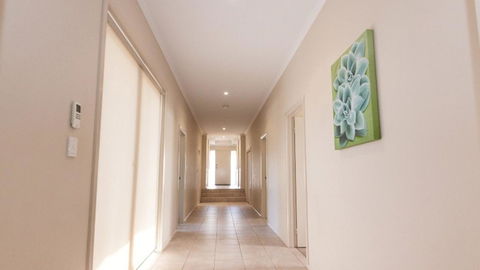 Golfers Paradise (18th Tee) - 52 Huntingdale Drive - Kingaroy Accommodation 11