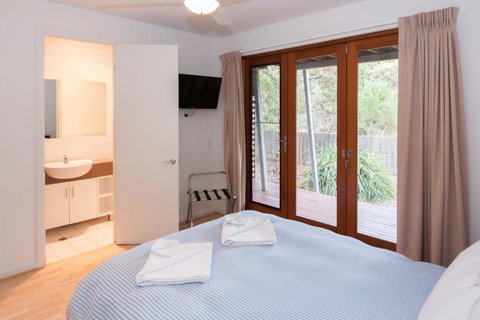 South Shores Trevally Villa 38 - South Shores Normanville - Kingaroy Accommodation 1
