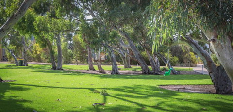 South Shores Trevally Villa 38 - South Shores Normanville - Kingaroy Accommodation 4