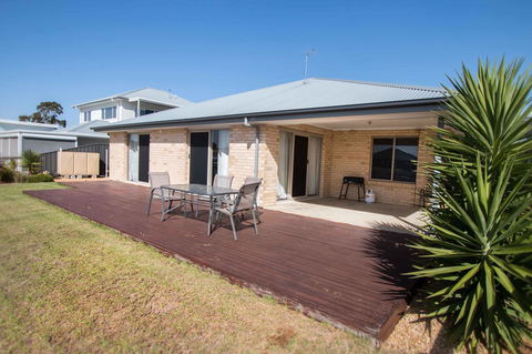 Waterfront On Jefferson, At Wellington Marina, SA - Kingaroy Accommodation 20