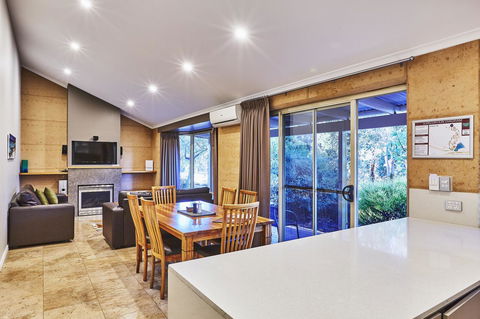 Eight Willows Retreat - Kingaroy Accommodation 11