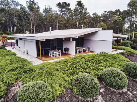 Eight Willows Retreat - Kingaroy Accommodation 24