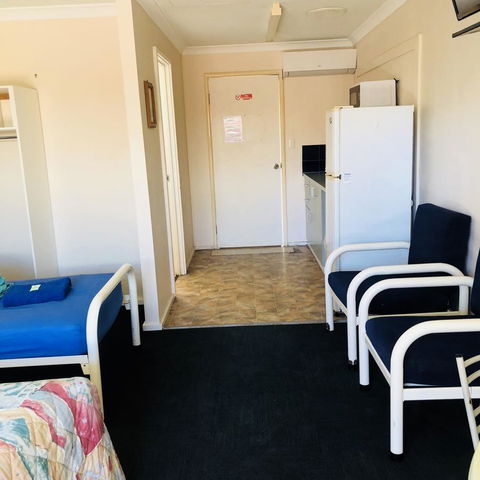 Bay Lodge - Kingaroy Accommodation 44