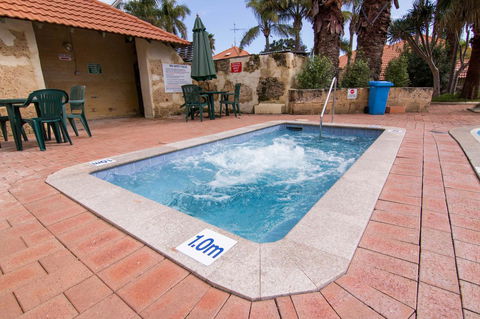 Mandurah Family Resort - Kingaroy Accommodation 26