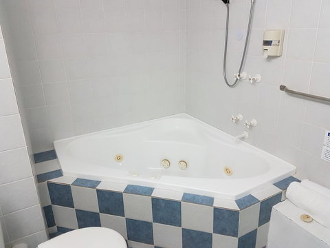 Mandurah Family Resort - Kingaroy Accommodation 2