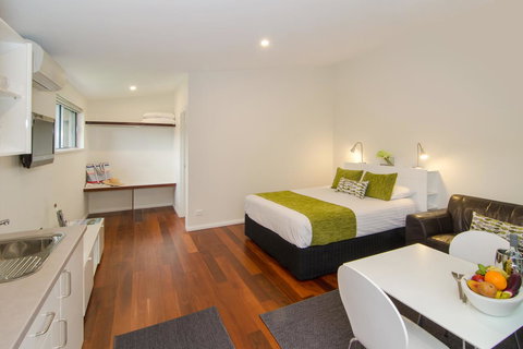 Margaret River Beach Studios - Kingaroy Accommodation 5