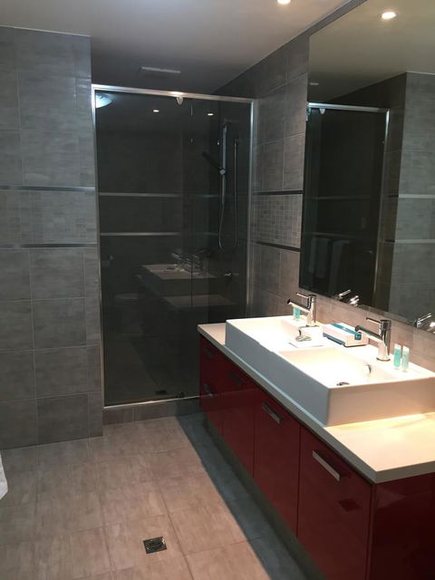 Parklane Apartments - Kingaroy Accommodation 11