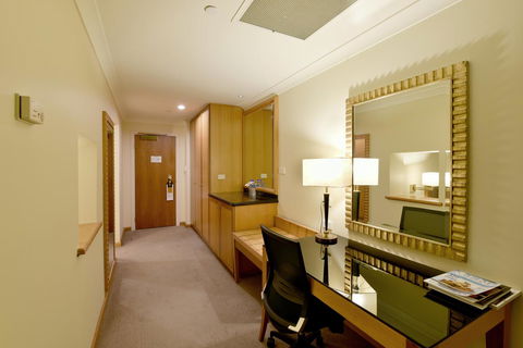 Duxton Hotel Perth - Kingaroy Accommodation 11