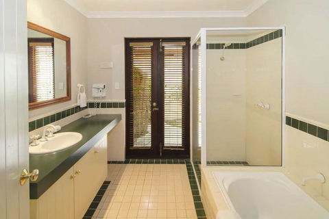 Margaret River Resort - Kingaroy Accommodation 7