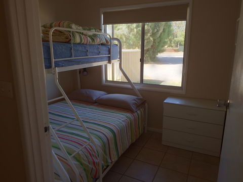 Lazy Lobster Holiday Units & Chalets - Kingaroy Accommodation 22