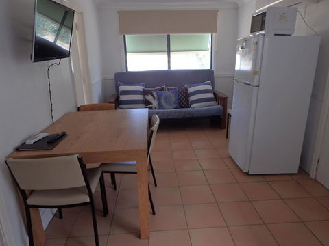 Lazy Lobster Holiday Units & Chalets - Kingaroy Accommodation 10