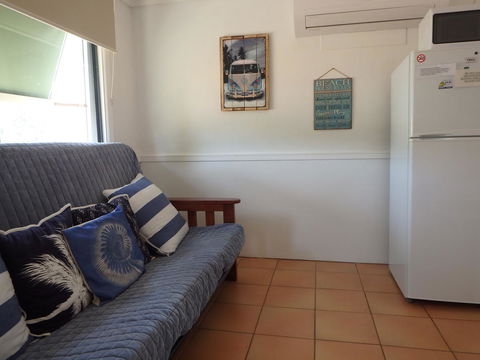Lazy Lobster Holiday Units & Chalets - Kingaroy Accommodation 14