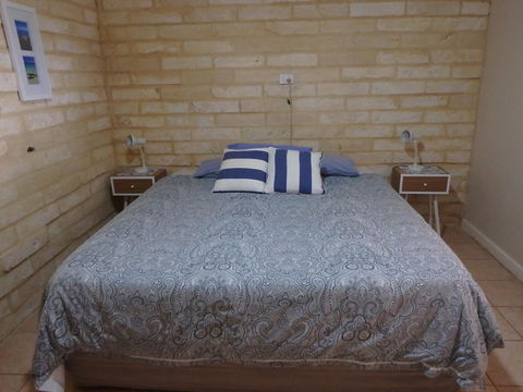 Lazy Lobster Holiday Units & Chalets - Kingaroy Accommodation 11