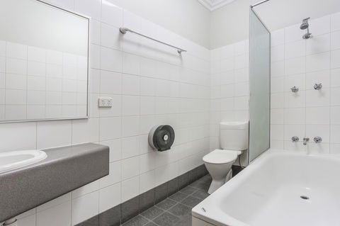 The Emperors Crown Hostel - Kingaroy Accommodation 26