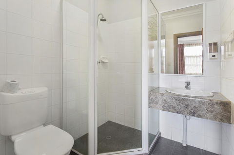 The Emperors Crown Hostel - Kingaroy Accommodation 20