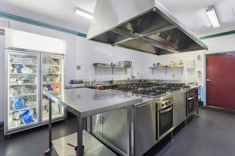 The Emperors Crown Hostel - Kingaroy Accommodation 18