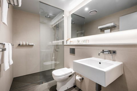 Holiday Inn West Perth, An IHG Hotel - Kingaroy Accommodation 19
