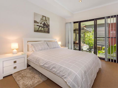 Home Apartment - Perth City Centre - Free WiFi - Kingaroy Accommodation 5