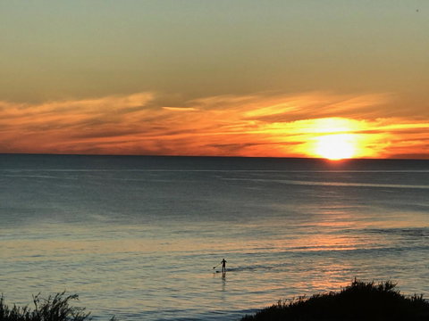 Cottesloe Beachfront Ocean View Apartment - Kingaroy Accommodation 4