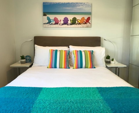 Cottesloe Beachfront Ocean View Apartment - Kingaroy Accommodation 9
