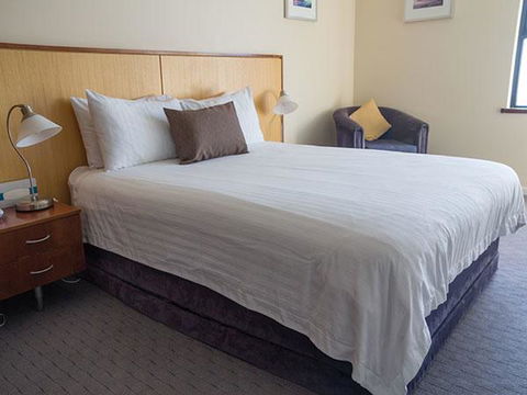 Ocean Beach Hotel - Kingaroy Accommodation 0
