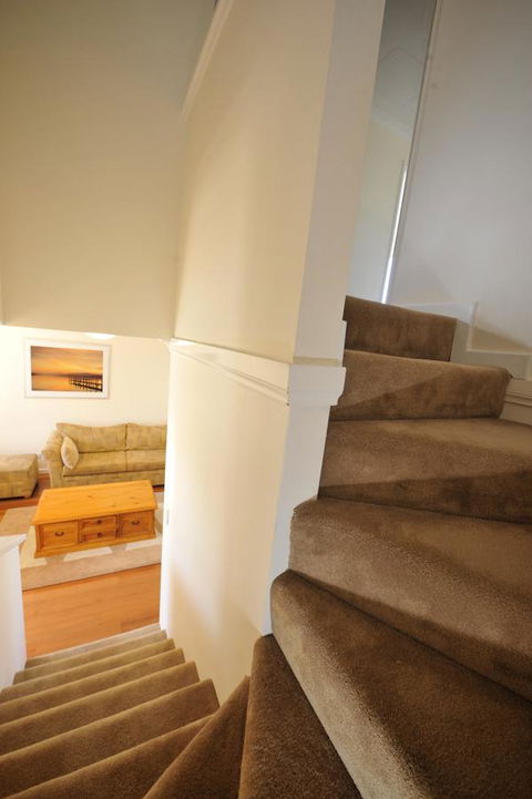 Palm Beach Manor - Kingaroy Accommodation 6