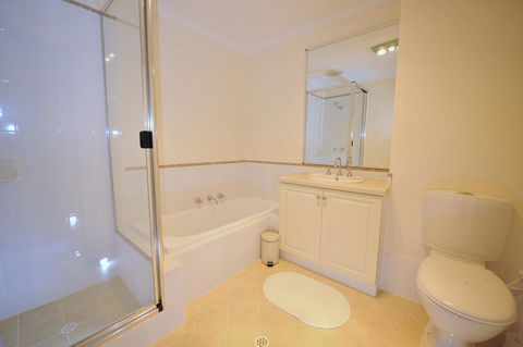 Palm Beach Manor - Kingaroy Accommodation 10