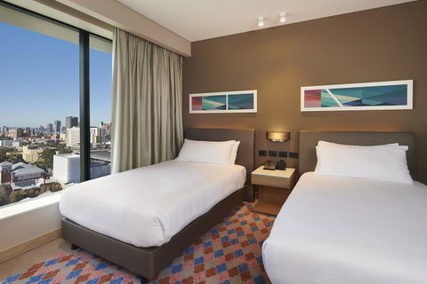 Doubletree By Hilton Perth Northbridge - Kingaroy Accommodation 12