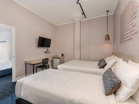 Nightcap At Belgian Beer Cafe - Kingaroy Accommodation 43