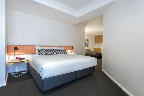 Oaks Perth Hotel - Kingaroy Accommodation 2
