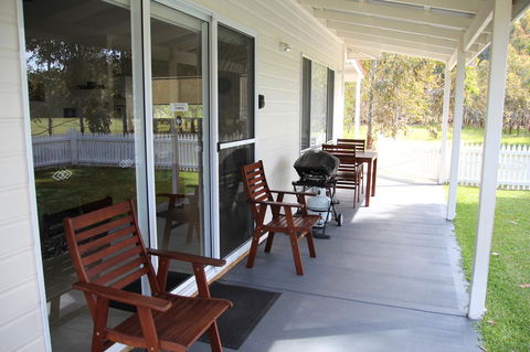 Sapphire Chalets, Augusta - Kingaroy Accommodation 8