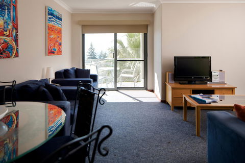 Seashells Scarborough - Kingaroy Accommodation 17