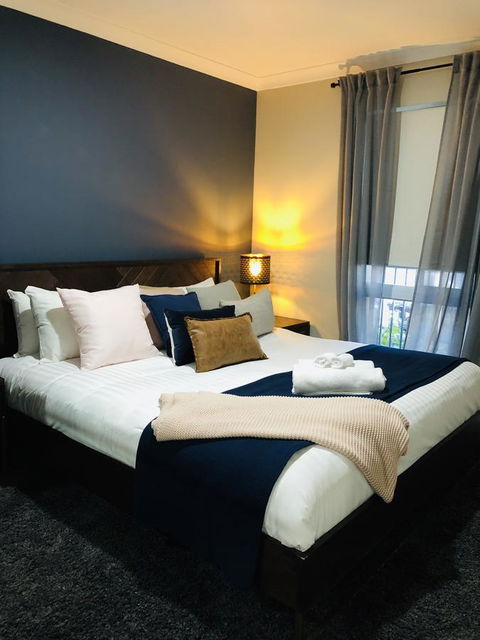 West Beach Lagoon 220 Stylish And Cozy - Kingaroy Accommodation 2