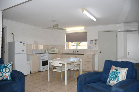 Kalbarri Seafront Villas - Kingaroy Accommodation 23