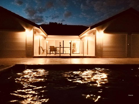 Perth Lake Side Lodge - Kingaroy Accommodation 19