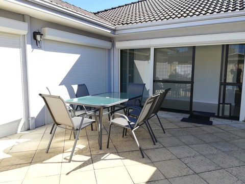 Perth Lake Side Lodge - Kingaroy Accommodation 20