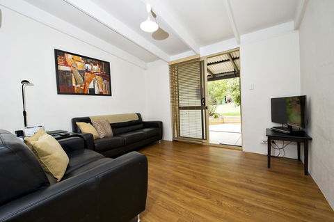 Peppermint Brook Cottages - Kingaroy Accommodation 6