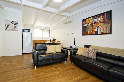 Peppermint Brook Cottages - Kingaroy Accommodation 2