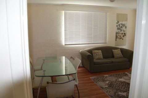 Malibu Apartments - Perth - Kingaroy Accommodation 14