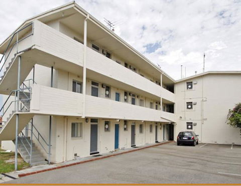 Malibu Apartments - Perth - Kingaroy Accommodation 0