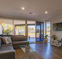 Starboard Views Kalbarri - River Front Apartment - Kingaroy Accommodation