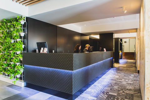 Metro Hotel Perth - Kingaroy Accommodation 10