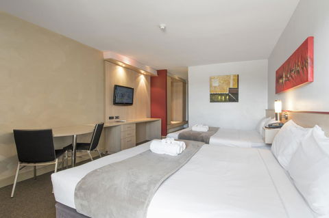 Metro Hotel Perth - Kingaroy Accommodation 24