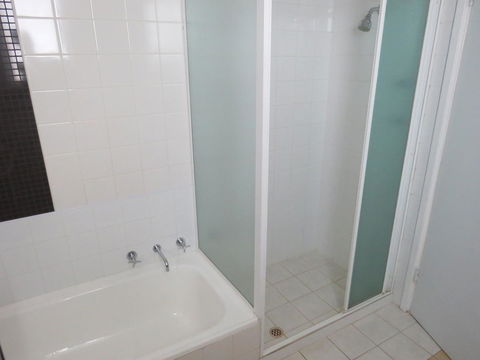 Metro Hotel Perth - Kingaroy Accommodation 40