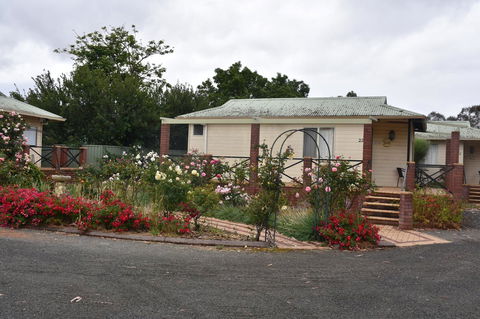 Mount Barker Valley Views Motel & Chalets, Western Australia - Kingaroy Accommodation 31