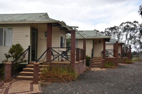 Mount Barker Valley Views Motel & Chalets, Western Australia - Kingaroy Accommodation 16