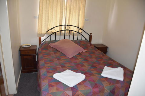 Mount Barker Valley Views Motel & Chalets, Western Australia - Kingaroy Accommodation 37
